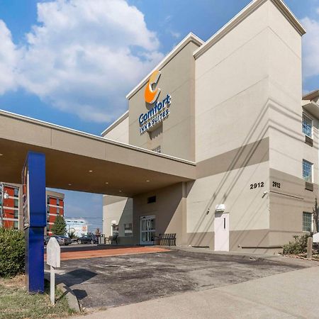Comfort Inn & Suites Louisville Airport Fair & Expo Экстерьер фото
